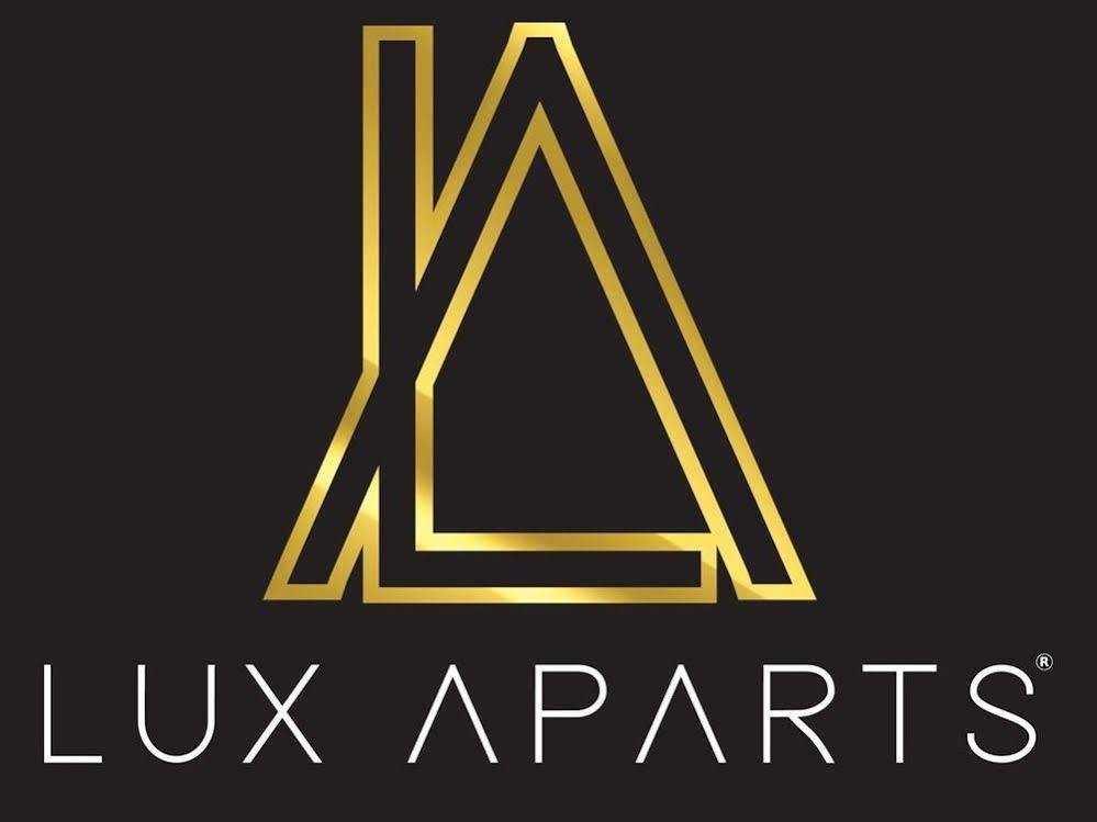 Lux Aparts Wakefield Central Exterior foto